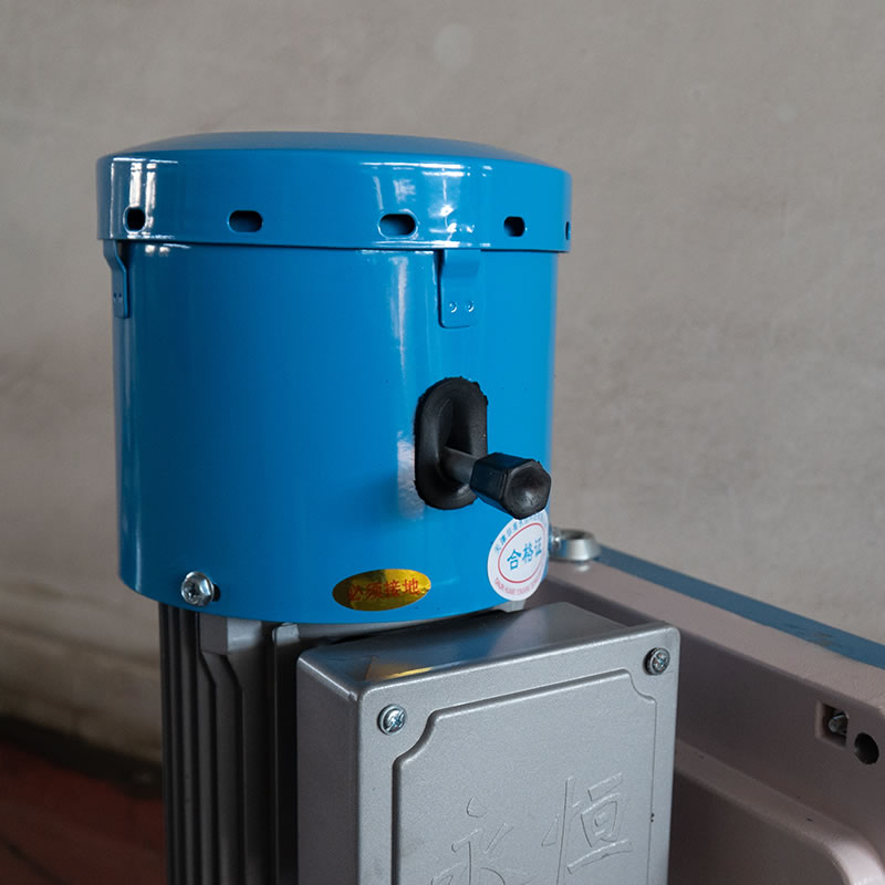 서스펜션 플랫폼용 모터