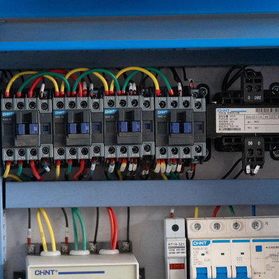 매달린 플랫폼 전기 제어 상자